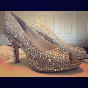 Benjamin Walk Corp ✨rhinestone satin Eliza pumps✨